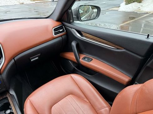 Used 2019 Maserati Ghibli S Q4 image 35