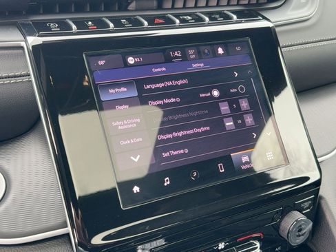 New 2025 Jeep Grand Cherokee Laredo X image 24