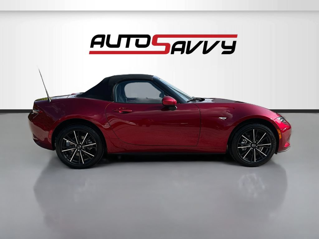 Used 2025 MAZDA MX-5 Miata Grand Touring w/ Weather Package RWD image 8