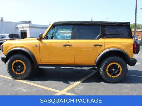 Used 2022 Ford Bronco Black Diamond w/ Sasquatch Package AWD/4WD image 7