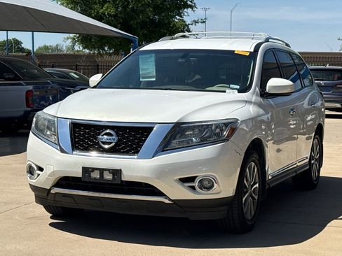 Used 2014 Nissan Pathfinder SL w/ Trailer Tow Package image 2