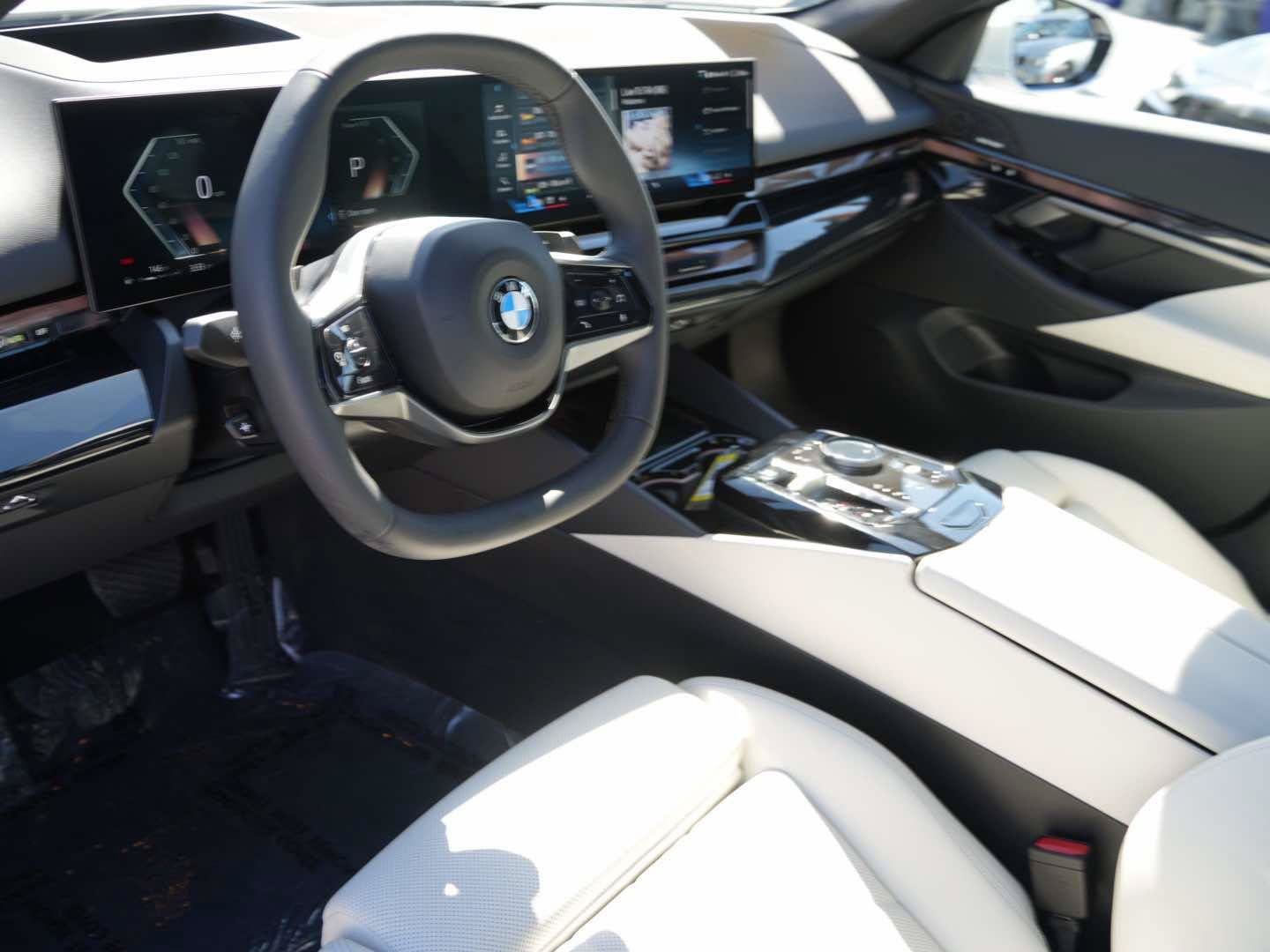 Used 2026 BMW 530i RWD image 14