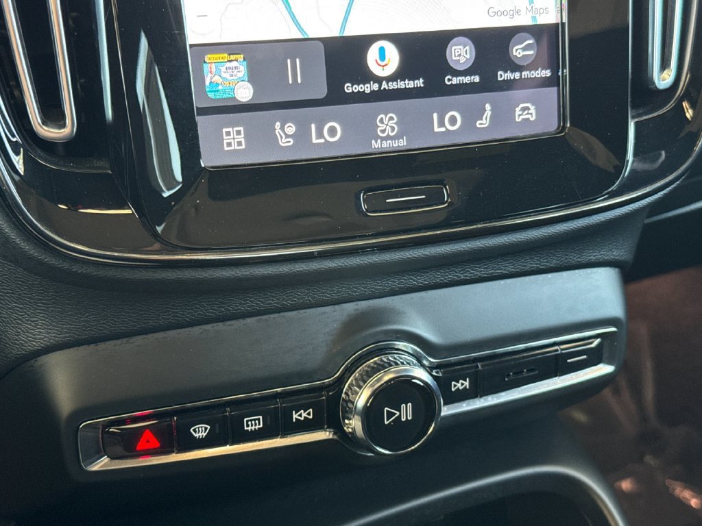 Certified 2023 Volvo C40 P8 Recharge Ultimate w/ Protection Package Premier AWD/4WD image 20