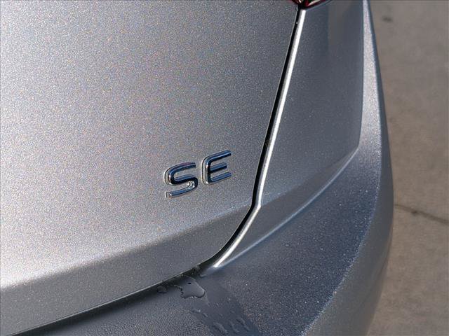 Used 2022 Volkswagen Jetta SE w/ Panoramic Sunroof Package FWD image 18
