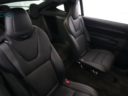 Used 2023 Tesla Model X AWD/4WD image 5