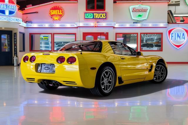 Used 2003 Chevrolet Corvette Z06 w/ Memory Package, 3 Drivers RWD image 3