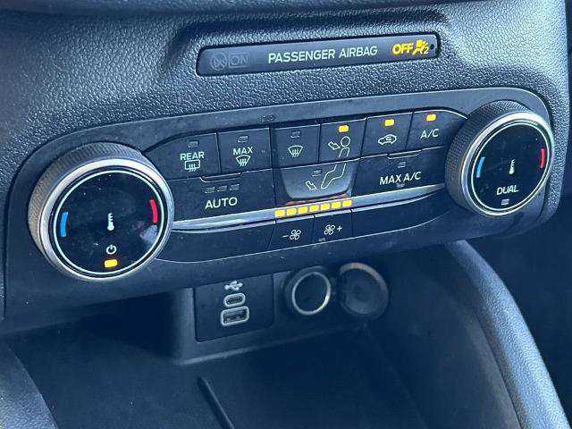 Used 2025 Ford Escape Active AWD/4WD image 13