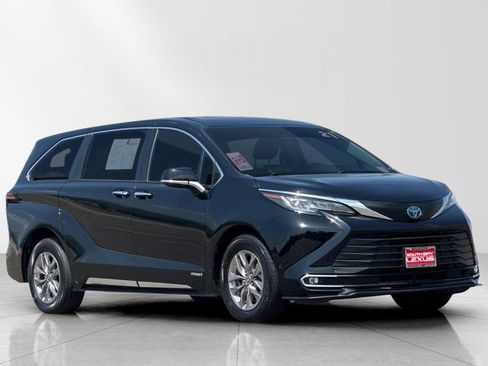 Used 2021 Toyota Sienna LE FWD image 8