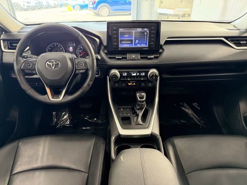 Used 2021 Toyota RAV4 XLE Premium AWD/4WD image 12