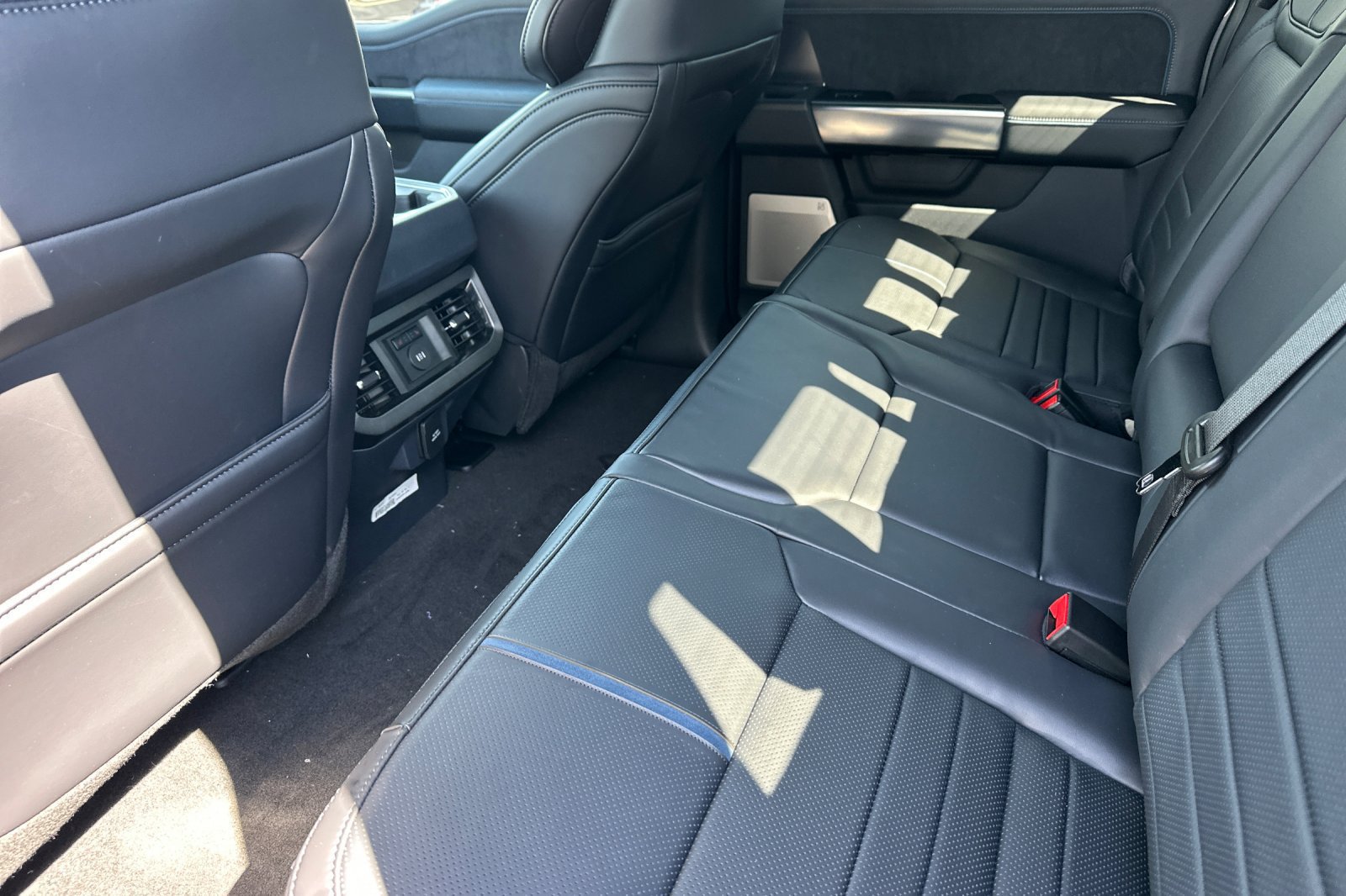 New 2026 Ford F450 Platinum AWD/4WD image 12