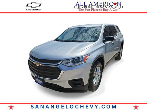 Used 2021 Chevrolet Traverse LS FWD image 1