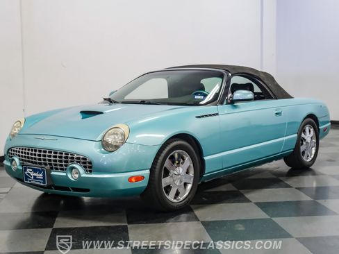 Used 2002 Ford Thunderbird image 5