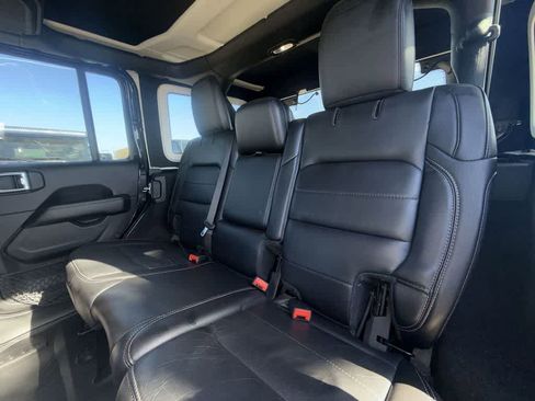Used 2019 Jeep Wrangler Moab w/ Quick Order Package 24M Moab image 14