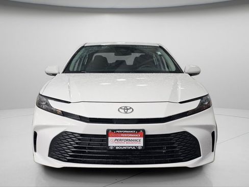 Used 2025 Toyota Camry LE FWD image 3