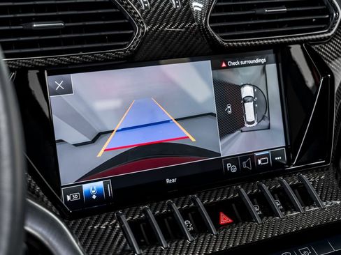 Used 2023 Lamborghini Urus S image 26