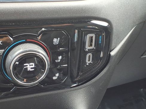 Used 2024 Chevrolet Silverado 1500 LTZ AWD/4WD image 18