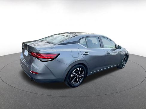 Used 2025 Nissan Sentra SV image 7