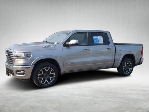 Used 2025 RAM 1500 Laramie image 7