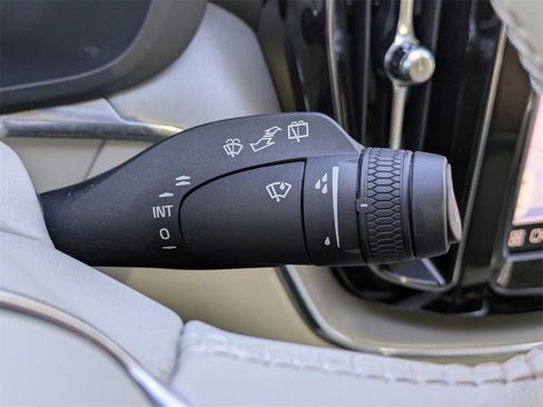 Certified 2024 Volvo XC60 B5 Core w/ Protection Package Premier image 36