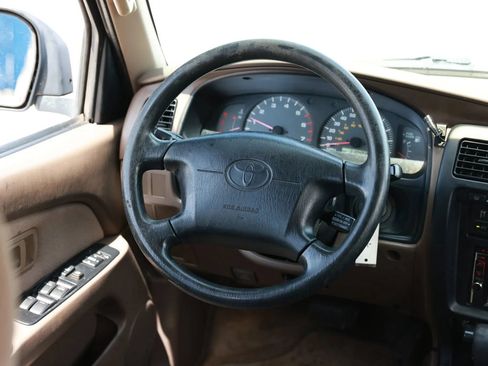 Used 2000 Toyota 4Runner 2WD w/ Upgrade Value Pkg 1 image 28