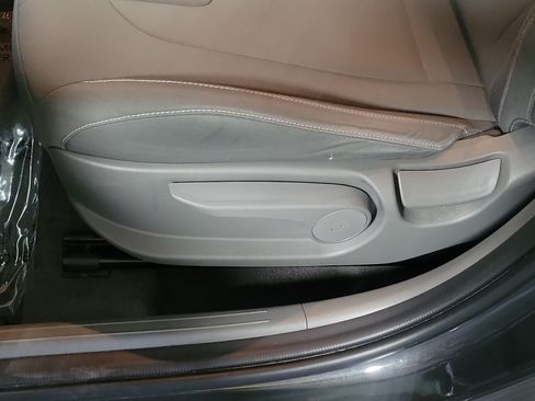 Used 2024 Hyundai Elantra SEL FWD image 17