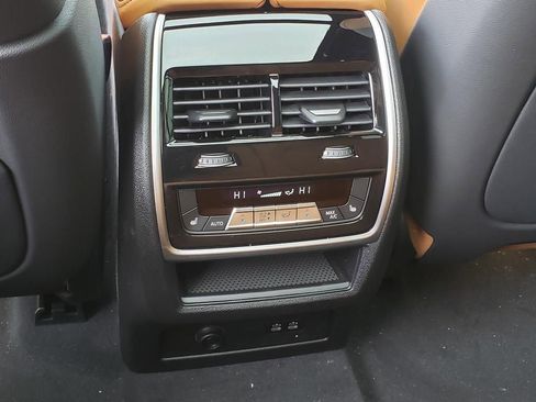 New 2026 BMW X5 M60i image 18