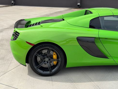 Used 2015 McLaren 650S Spider RWD image 4