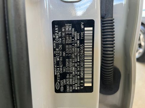 Used 2025 Hyundai Kona SEL image 29