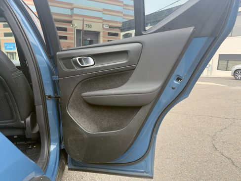 Certified 2023 Volvo XC40 Recharge Plus image 27