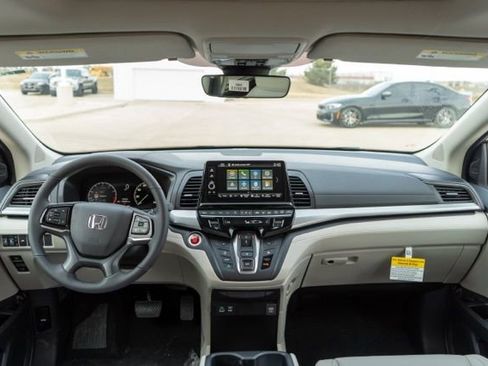 New 2026 Honda Odyssey EX-L image 16