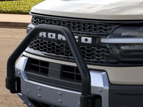 New 2025 Ford Bronco Sport Outer Banks w/ Sasquatch Outer Banks Package AWD/4WD image 34