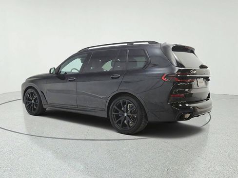 Used 2024 BMW X7 xDrive40i w/ M Sport Package AWD/4WD image 7