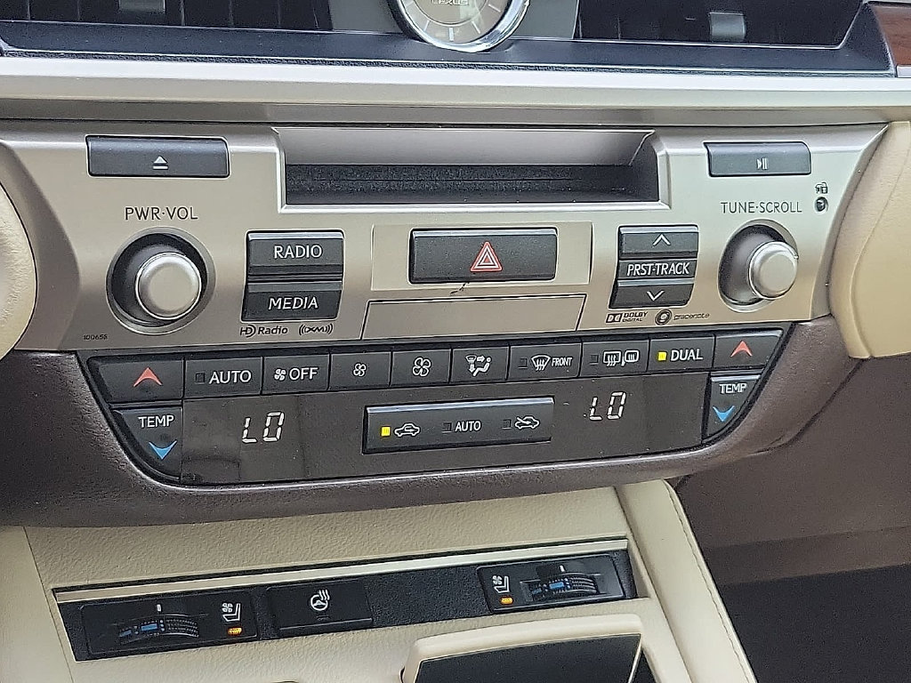 Used 2017 Lexus ES 350 w/ Navigation System Package FWD image 17