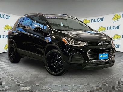 Used 2022 Chevrolet Trax LT w/ Midnight Edition