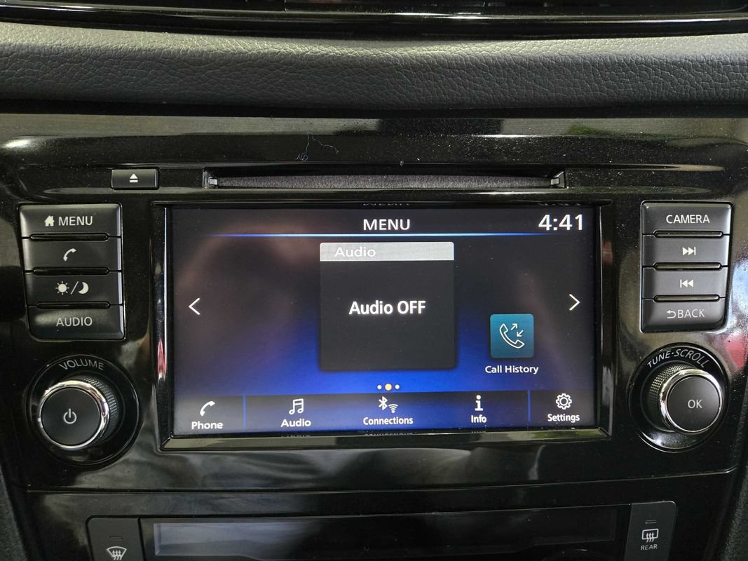 Used 2021 Nissan Rogue Sport SV AWD/4WD image 18