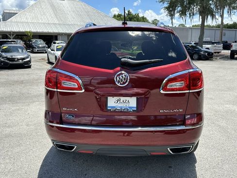 Used 2017 Buick Enclave Leather FWD image 6