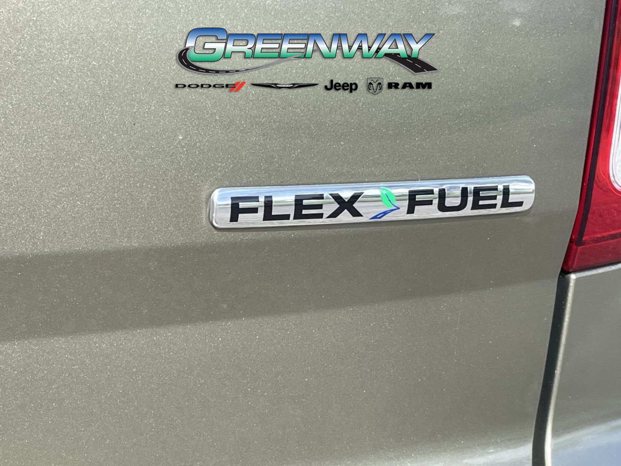 Used 2013 Ford Explorer Limited FWD image 9