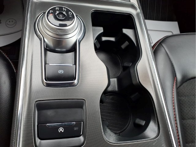 Used 2024 Ford Edge ST-Line AWD/4WD image 20