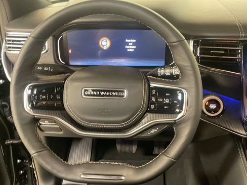 New 2026 Jeep Grand Wagoneer Summit AWD/4WD image 20