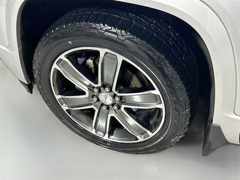 Used 2017 GMC Acadia Denali w/ Technology Package image 35