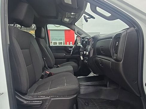 Used 2020 GMC Sierra 3500 4x4 Crew Cab w/ Gooseneck/5TH Wheel Package image 22