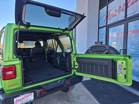 New 2026 Jeep Wrangler Sahara AWD/4WD image 98