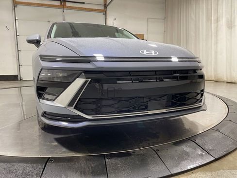 New 2026 Hyundai Sonata SEL AWD/4WD image 2