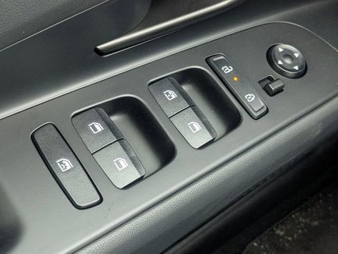 New 2026 Hyundai Elantra SEL Sport image 23