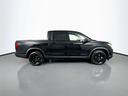 New 2026 Honda Ridgeline Black Edition image 18