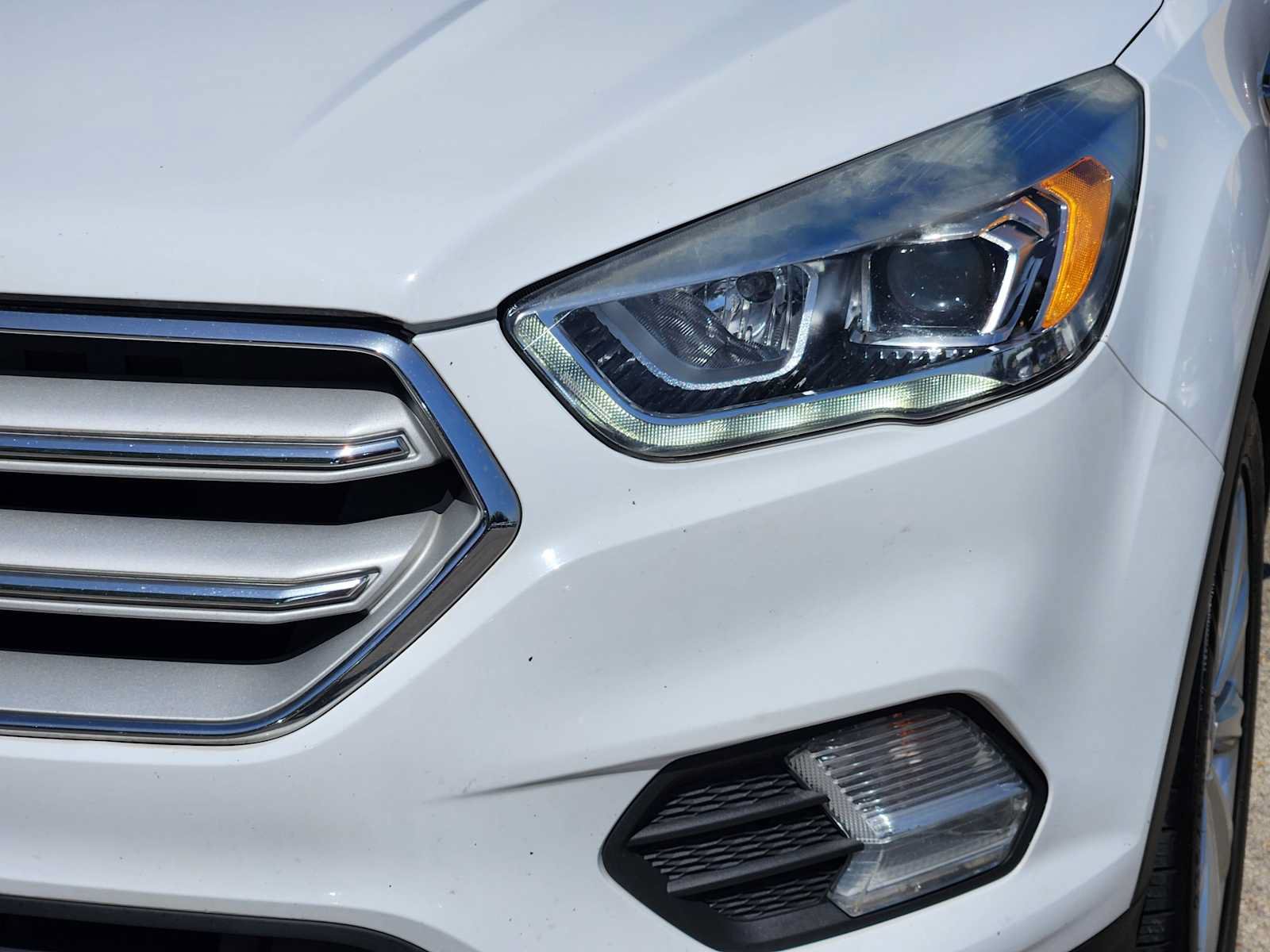 Used 2019 Ford Escape SEL FWD image 7