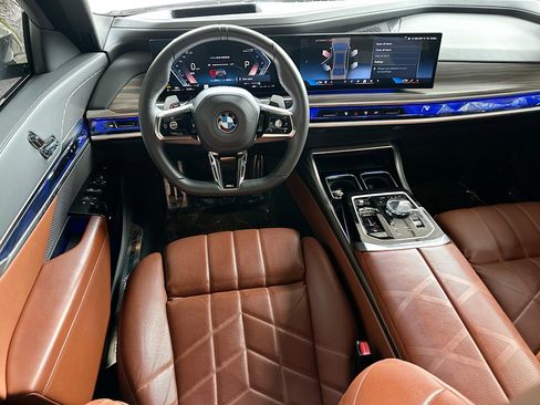 Certified 2024 BMW 740i w/ Executive Package image 24