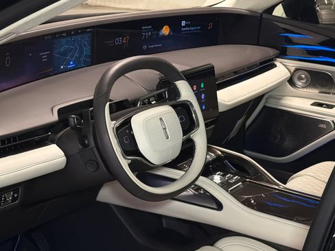 New 2026 Lincoln Nautilus Black Label AWD/4WD image 15