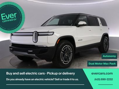 Used 2025 Rivian R1S Adventure Dual
