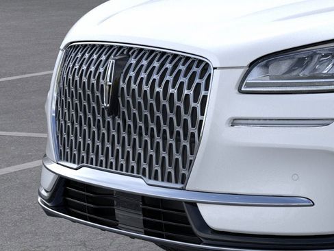 New 2026 Lincoln Corsair Premiere image 17